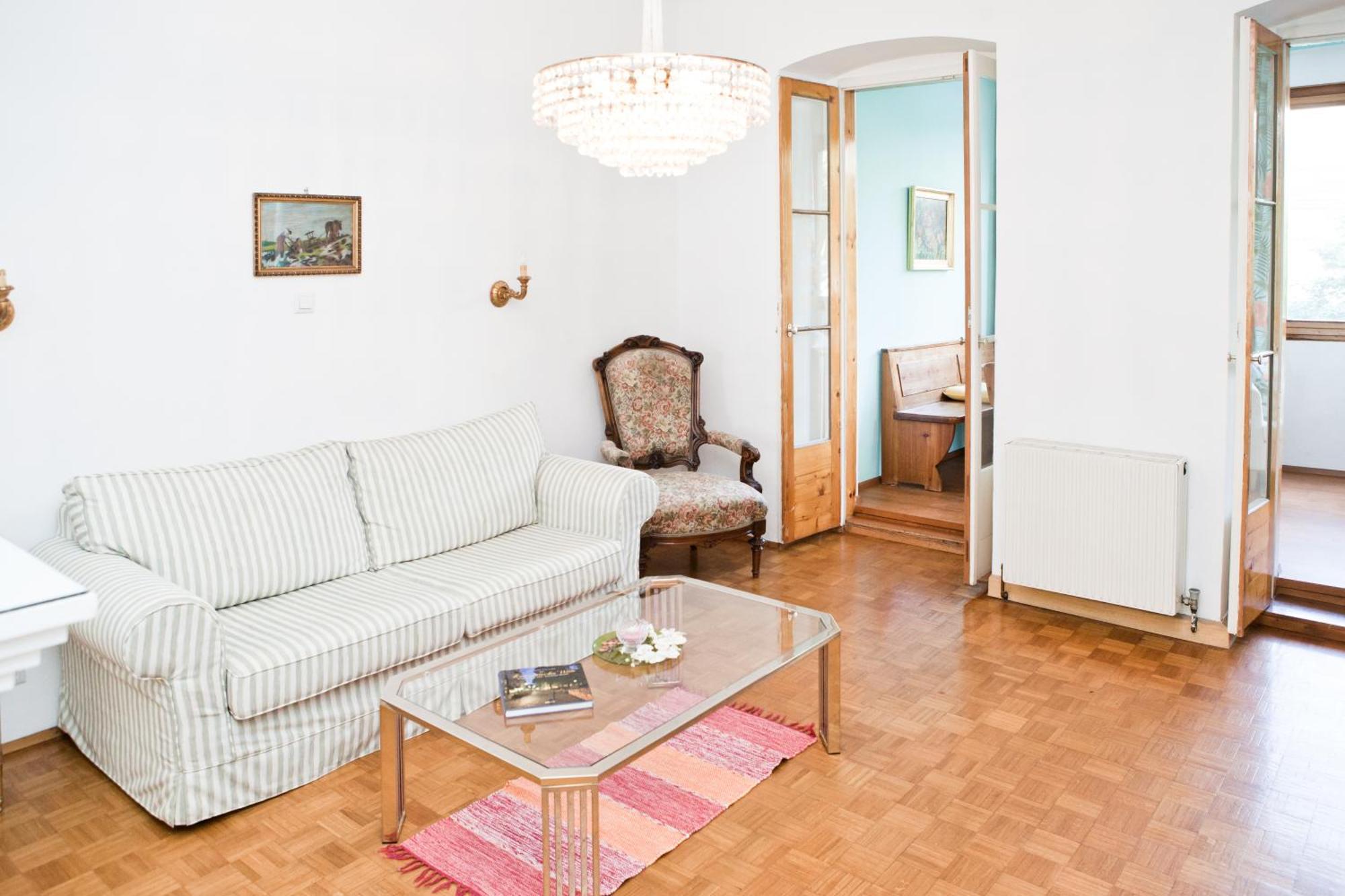 Gabriele'S Apartment Wina Bagian luar foto